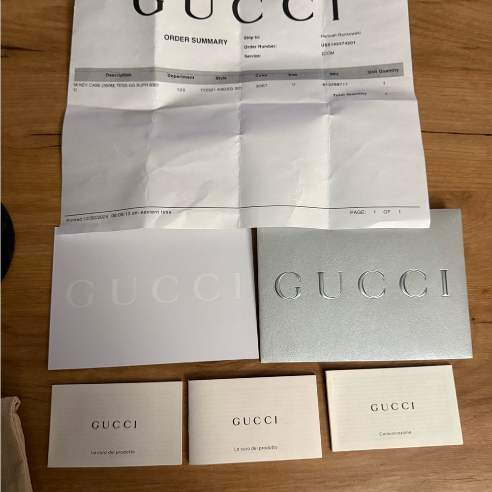 Gucci Beige and Black GG Key Holder - Picture 5 of 6
